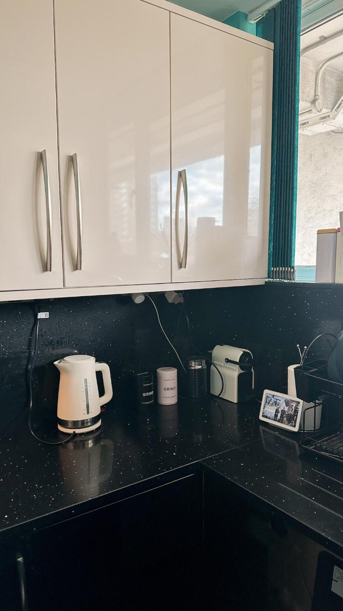 Spacious Duplex Flat - Near Regents Park And Tube *