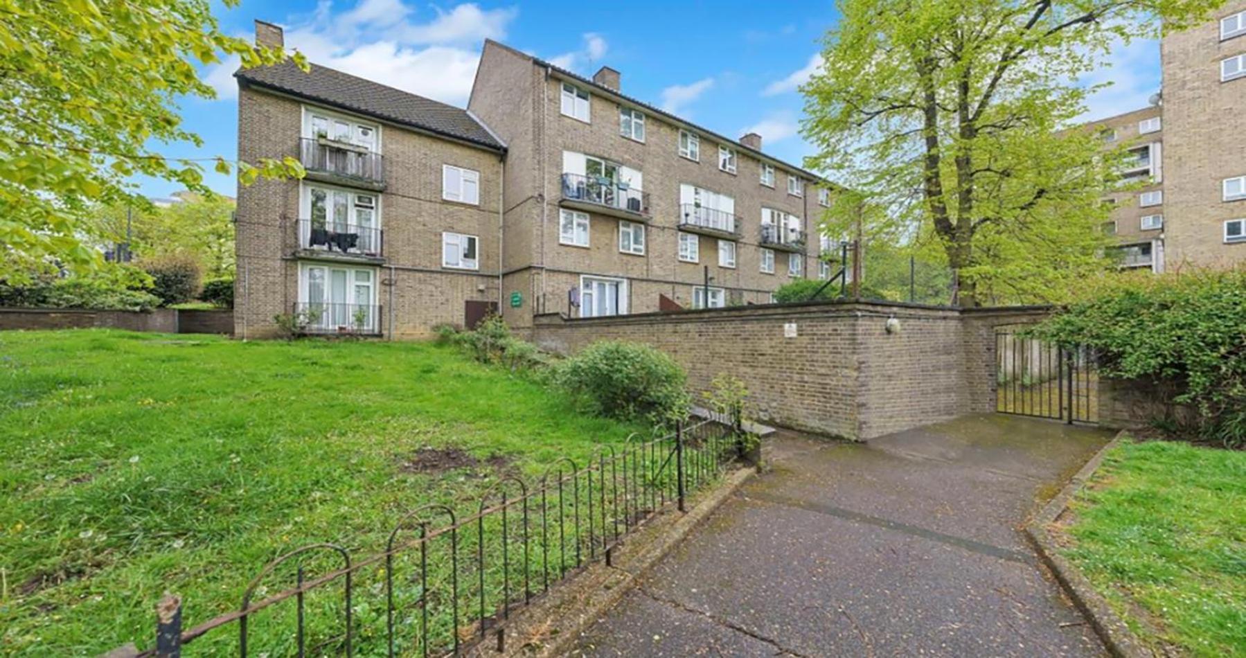 Asthet Spacious 3 Bed Duplex Near Center Apartamento