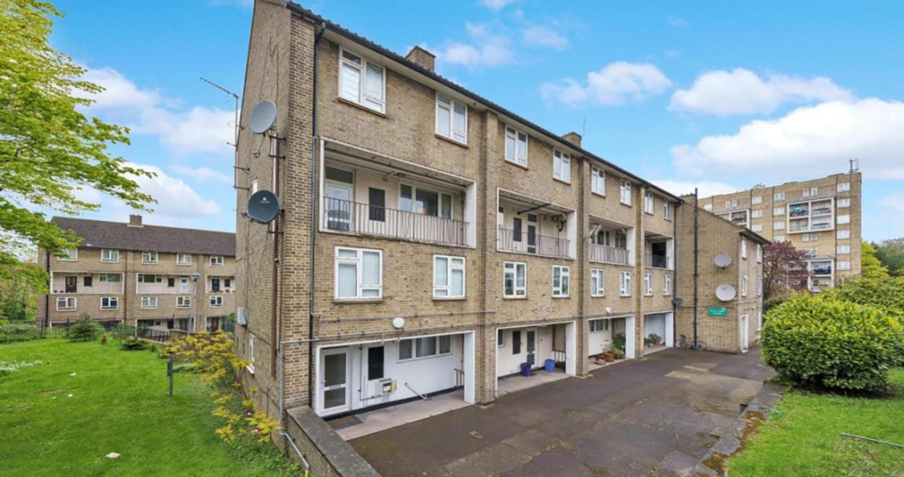 Asthet Spacious 3 Bed Duplex Near Center